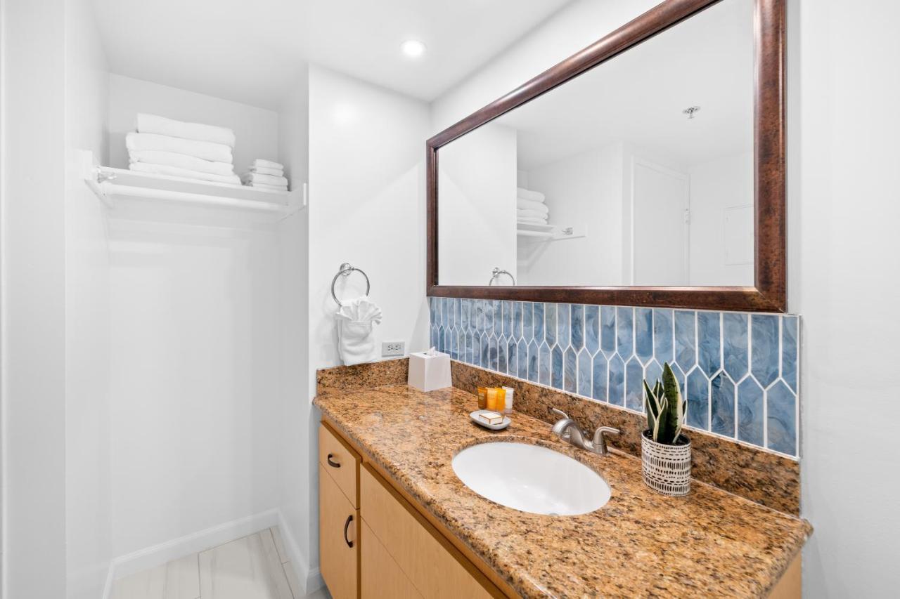Stunning Mountain View Condo, Near Beach With Parking โฮโนลูลู ภายนอก รูปภาพ