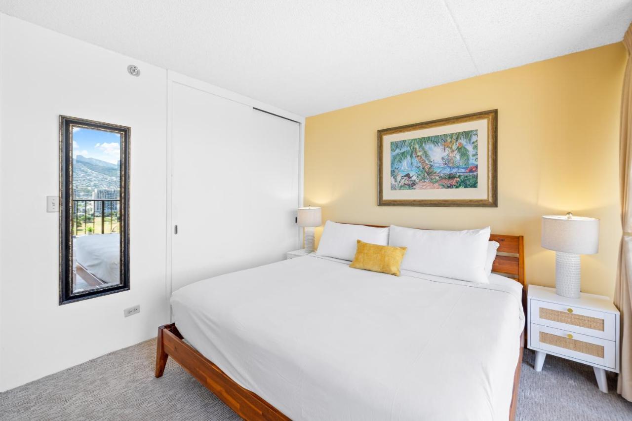 Stunning Mountain View Condo, Near Beach With Parking โฮโนลูลู ภายนอก รูปภาพ